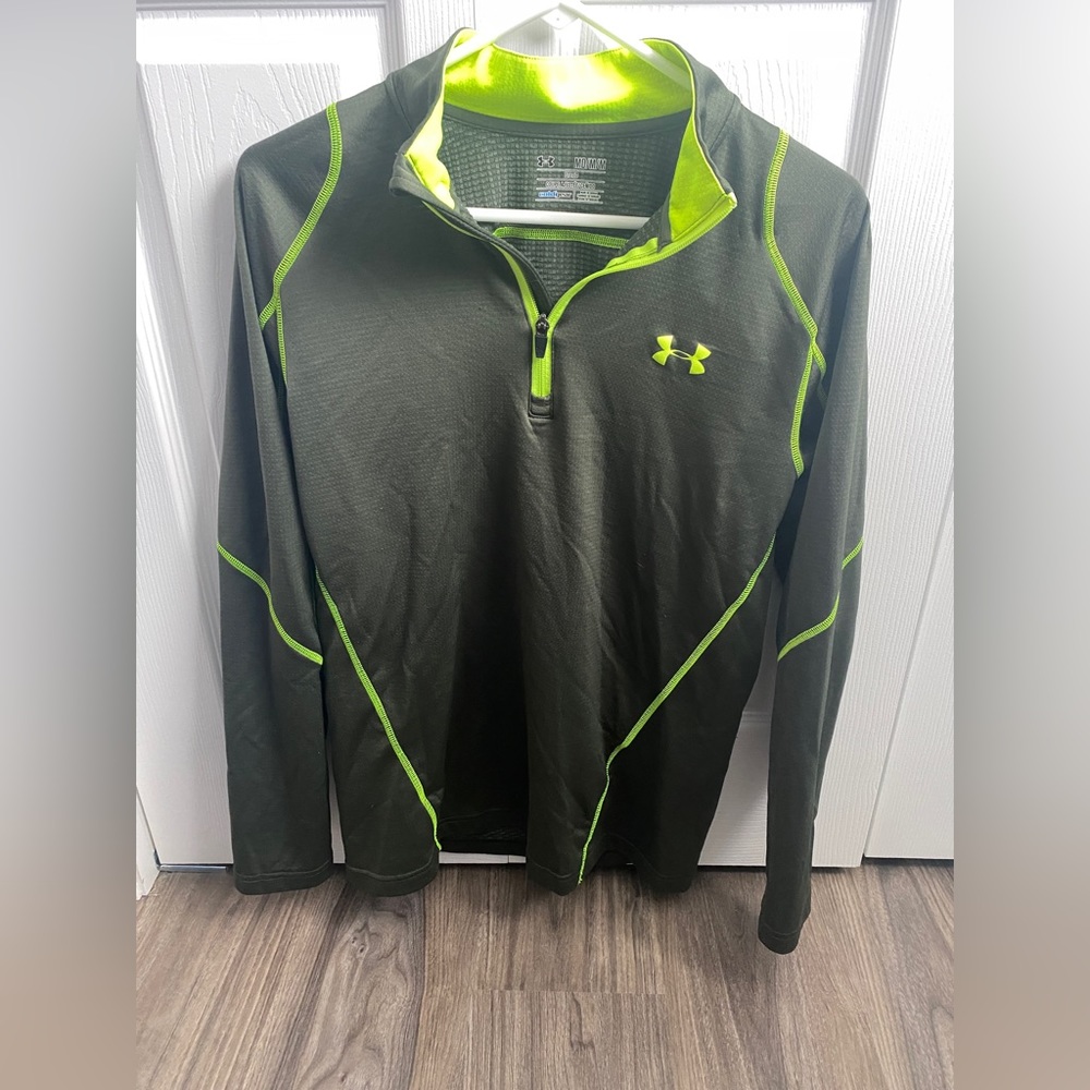 Under Armour 1/4 Zip Size M